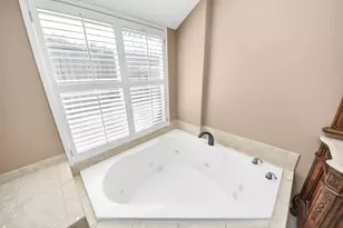 731 Avery Dr, Sugar Land, TX 77479 - Photo 26