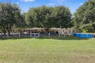 26 Spring Creek Cir, Huntsville, TX 77320 - Photo 22