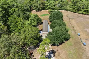 26 Spring Creek Cir, Huntsville, TX 77320 - Photo 2