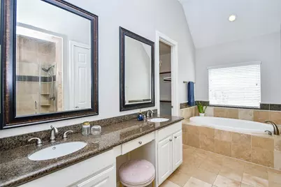 2614 Maxroy Street, Houston, TX 77007 - Photo 20