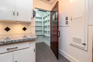 4301 Avenue O, Galveston, TX 77550 - Photo 14