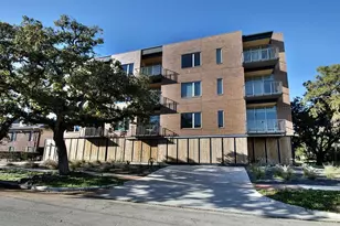 2410 Waugh Dr, Houston, TX 77006 - Photo 20