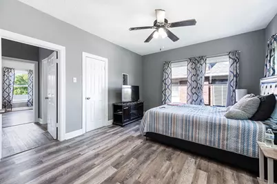 4404 Avenue N 1/2, Galveston, TX 77550 - Photo 32