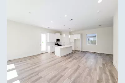 5931 Beall Street #A, Houston, TX 77091 - Photo 2