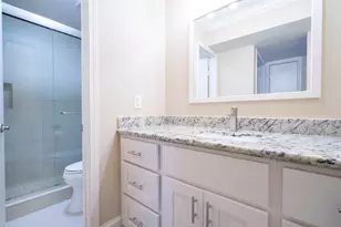 3402 Garrott St, Houston, TX 77006 - Photo 40