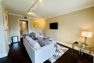 3402 Garrott St, Houston, TX 77006 - Photo 12
