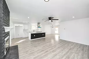 7318 Castleview Ln, Missouri City, TX 77489 - Photo 8