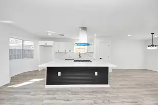 7318 Castleview Ln, Missouri City, TX 77489 - Photo 12