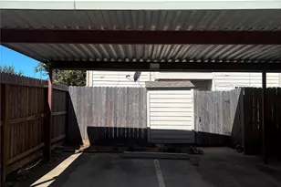 3901 Woodchase Dr, Houston, TX 77042 - Photo 28