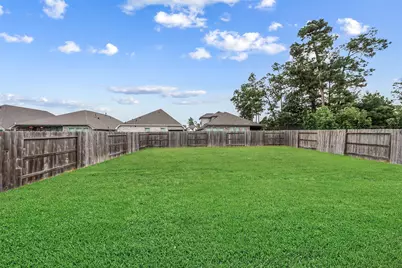 3043 Stonebriar Court, Conroe, TX 77301 - Photo 4
