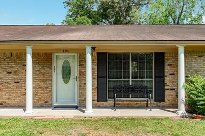 101 Irwin Rd Road, West Columbia, TX 77486 - Photo 4