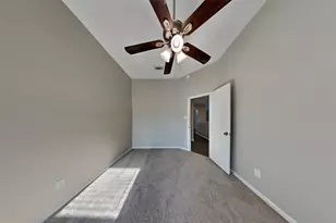 21549 Duke Alexander Dr, Kingwood, TX 77339 - Photo 14
