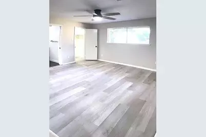 7218 Stonegate Drive, Houston, TX 77040 - Photo 14