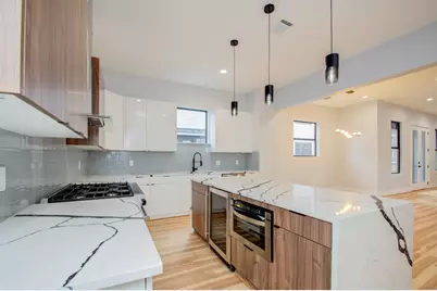 7016 Staffordshire Boulevard #B, Houston, TX 77030 - Photo 12