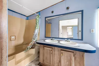 804 Chatman Street, Alvin, TX 77511 - Photo 14