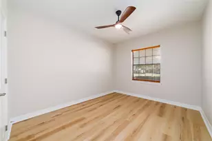 203 Canyon Oak Dr, Lake Jackson, TX 77566 - Photo 24