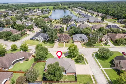 203 Canyon Oak Drive, Lake Jackson, TX 77566 - Photo 6