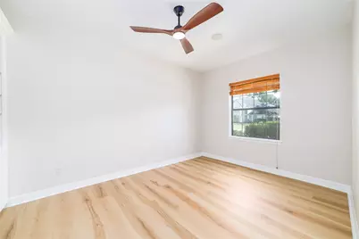 203 Canyon Oak Drive, Lake Jackson, TX 77566 - Photo 28