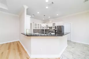 203 Canyon Oak Dr, Lake Jackson, TX 77566 - Photo 20
