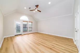 203 Canyon Oak Dr, Lake Jackson, TX 77566 - Photo 20