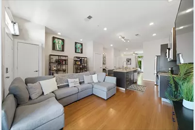 806 Jackson Hill Street #203, Houston, TX 77007 - Photo 6