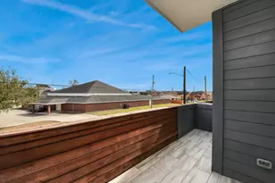 4623 Cochran St, Houston, TX 77009 - Photo 8