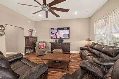 3730 Mendocino Drive, Galveston, TX 77554 - Photo 22