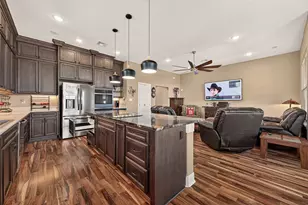 3730 Mendocino Dr, Galveston, TX 77554 - Photo 18