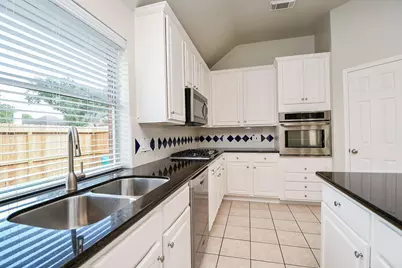 802 Childers Court, Stafford, TX 77477 - Photo 28