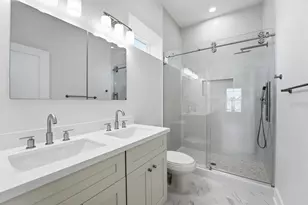 408 E 34th St, Houston, TX 77018 - Photo 28