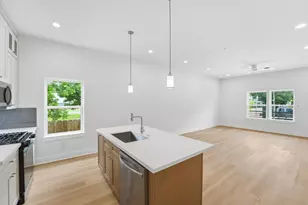 408 E 34th St, Houston, TX 77018 - Photo 10