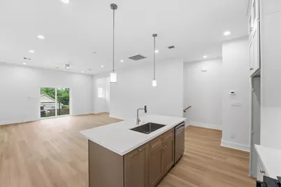 408 E 34th Street, Houston, TX 77018 - Photo 24