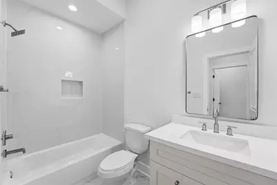 408 E 34th Street, Houston, TX 77018 - Photo 16
