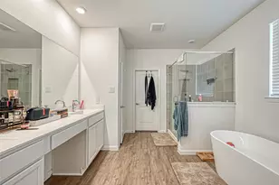 9435 Klein Ln, Houston, TX 77044 - Photo 10