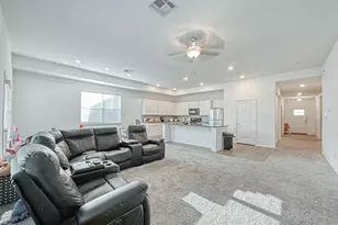 9435 Klein Ln, Houston, TX 77044 - Photo 4