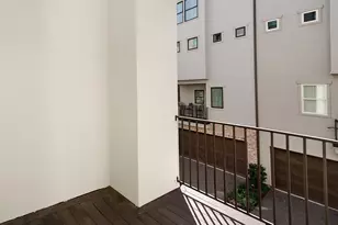 2503 Lake Front Cir, The Woodlands, TX 77380 - Photo 10