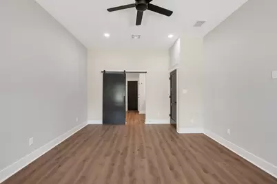312 Morehead Street E, Franklin, TX 77856 - Photo 12