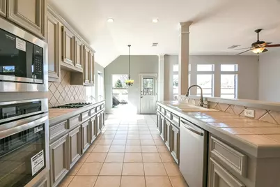 12314 Shadowpoint Drive, Houston, TX 77082 - Photo 8