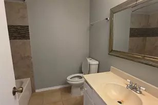 10526 Chapel Hill Dr, Houston, TX 77099 - Photo 18