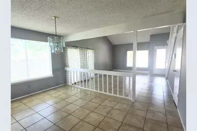 10526 Chapel Hill Drive, Houston, TX 77099 - Photo 2