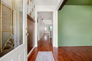 10410 Cedar Towne Ln, Sugar Land, TX 77498 - Photo 4