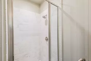 2401 Crawford St, Houston, TX 77004 - Photo 32