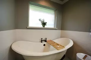 6230 Queensloch Dr, Houston, TX 77096 - Photo 22