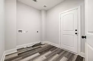 5401 Zephyr Ln, Willis, TX 77318 - Photo 22