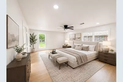 5642 Warm Springs Road, Houston, TX 77035 - Photo 8