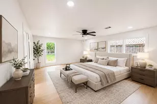 5642 Warm Springs Rd, Houston, TX 77035 - Photo 8