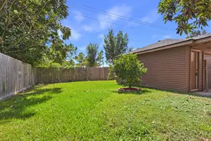 7903 Secretariat Ln, Houston, TX 77071 - Photo 30