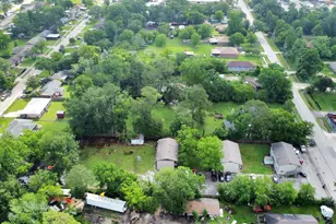 9211 N Green River Dr, Houston, TX 77078 - Photo 18
