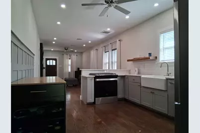 7335 Santiago Street, Houston, TX 77023 - Photo 6