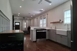 7335 Santiago St, Houston, TX 77023 - Photo 6